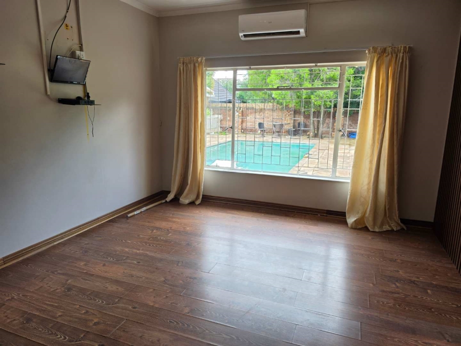3 Bedroom Property for Sale in Rhodesdene Northern Cape
